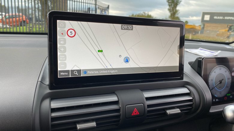 Hyundai INSTER 85kW 01 49kWh 5dr Auto Electric Hatchback